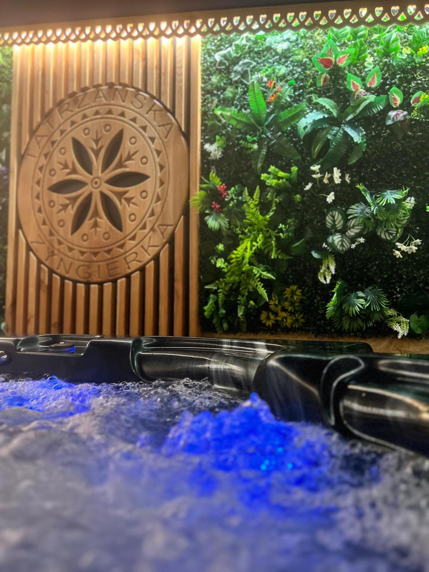Domek Tatrzanska Zyngierka Z Jacuzzi ซอมบ์ ภายนอก รูปภาพ